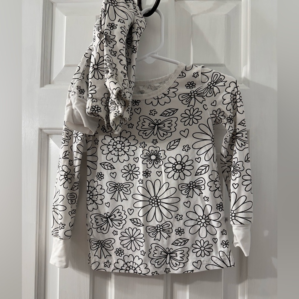 Caden Lane Black and White Long Sleeve PJ’s